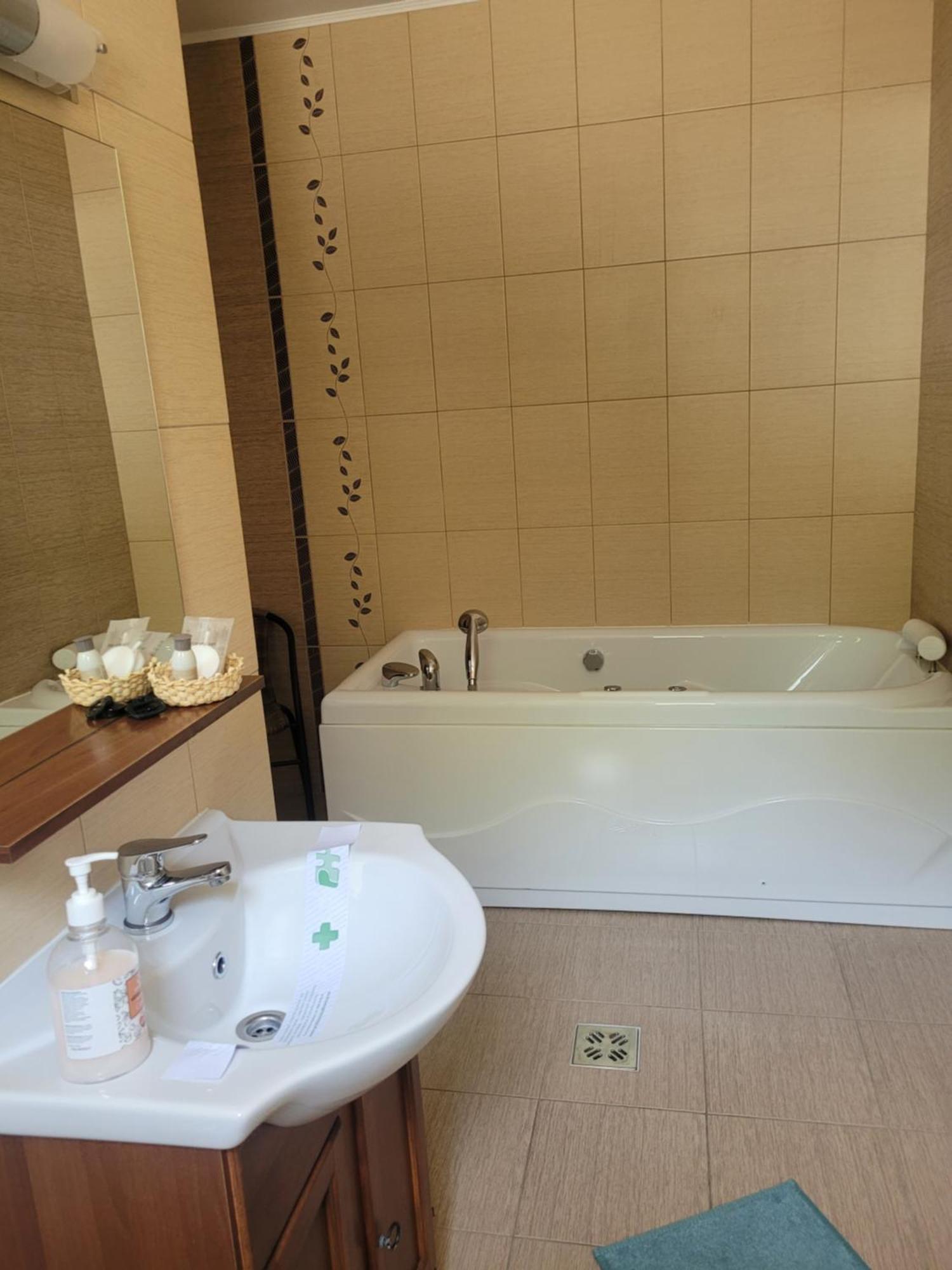 Hotel The White House Sohodol Sohodol  Zewnętrze zdjęcie
